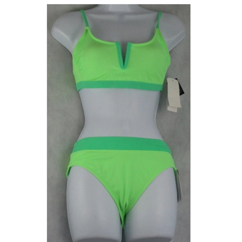 NWT Salt + Cove Juniors 2-Piece V-Wire Bralette Bikini Swimsuit Set, Green
